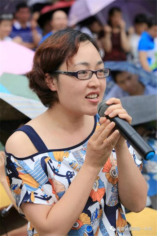 (班主任吴茜送毕业祝福语)(班主任黄慧君送毕业祝福语)(班主任吴桂花